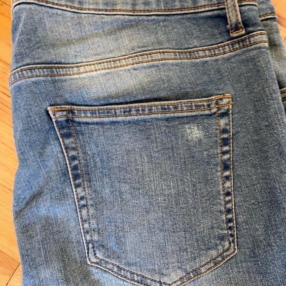Men’s F21 in Light Wash Slim Fit size 34×32 - Picture 2 of 4